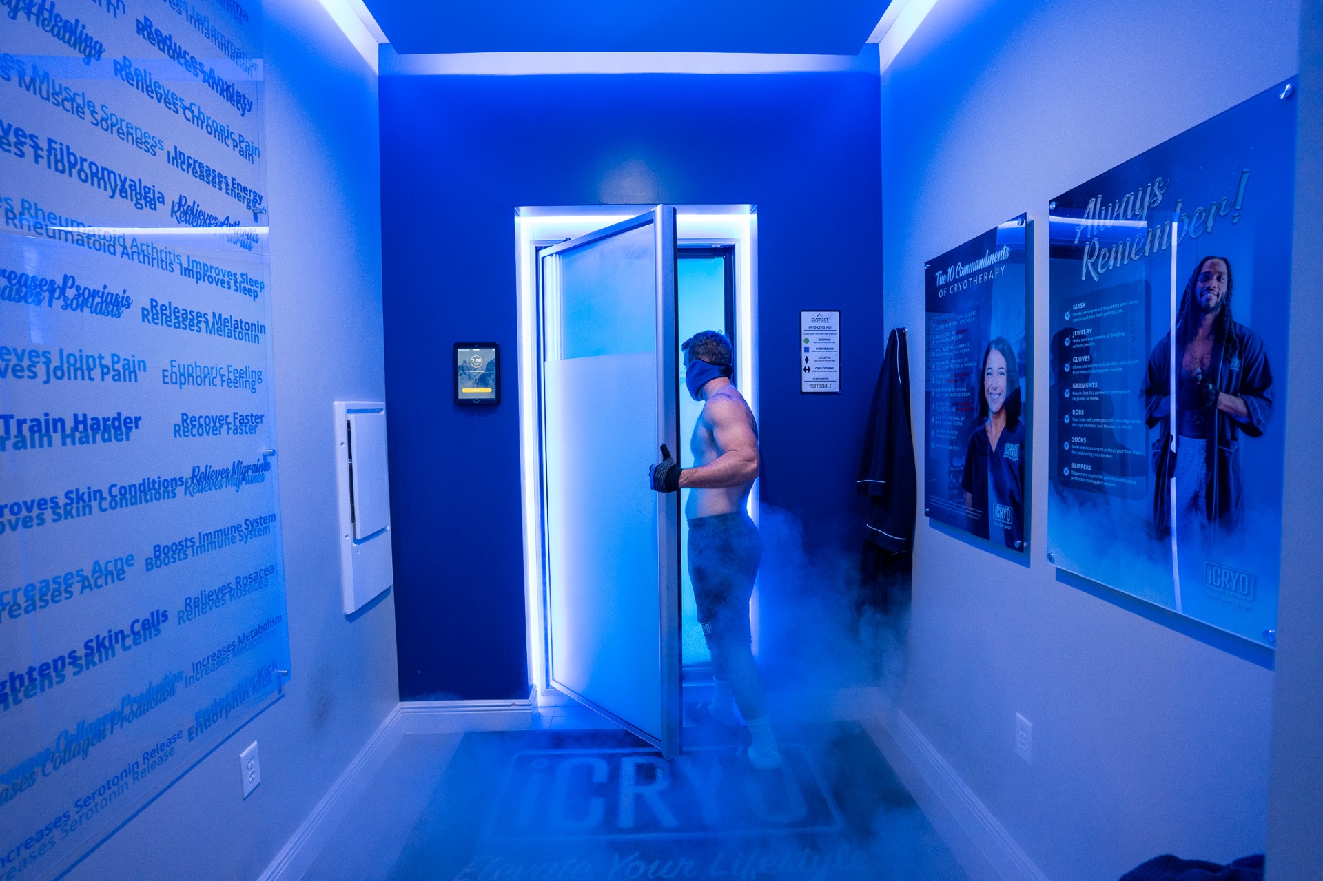 iCRYO Marietta cryotherapy chamber room with benefits wall